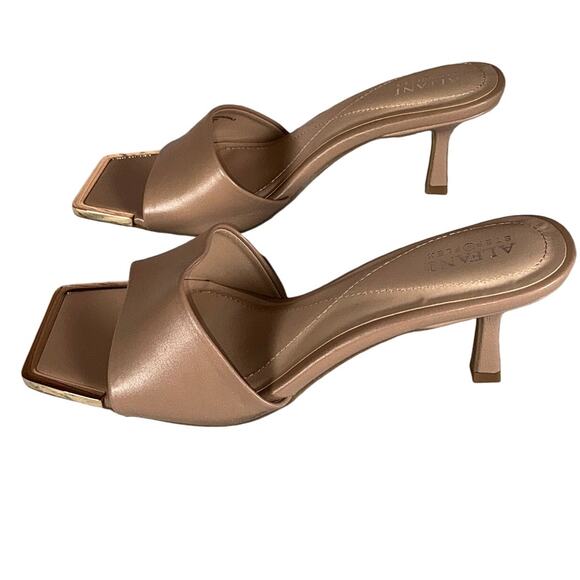 Alfani Sarrah Faux Leather Slip on Heels 8.5 New in Box - Picture 2 of 5